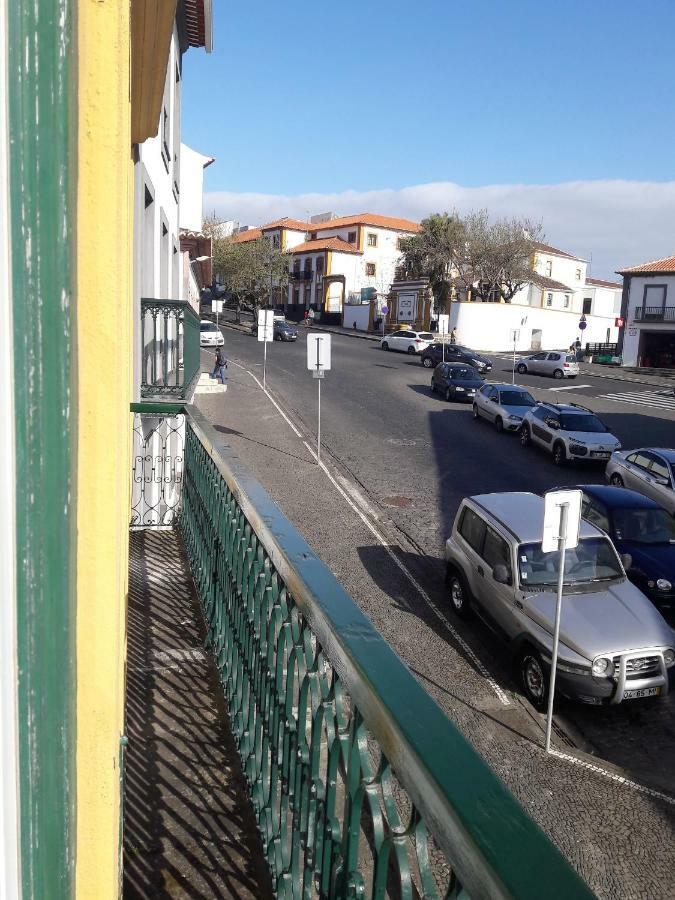 דירות Angra do Heroísmo Angra Downtown Flat מראה חיצוני תמונה